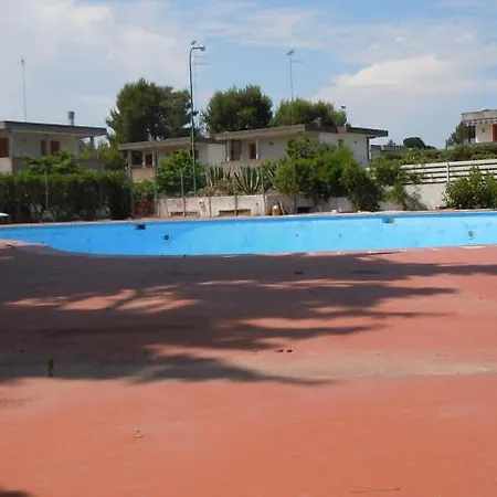 Mareblu Hébergement de vacances San Cataldo (Apulia)